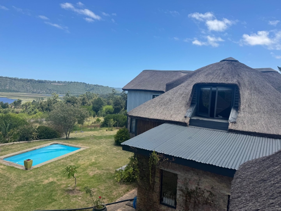 6 Bedroom Property for Sale in Sedgefield Rural Western Cape